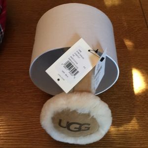 Ugg Earmuffs shearling chestnut